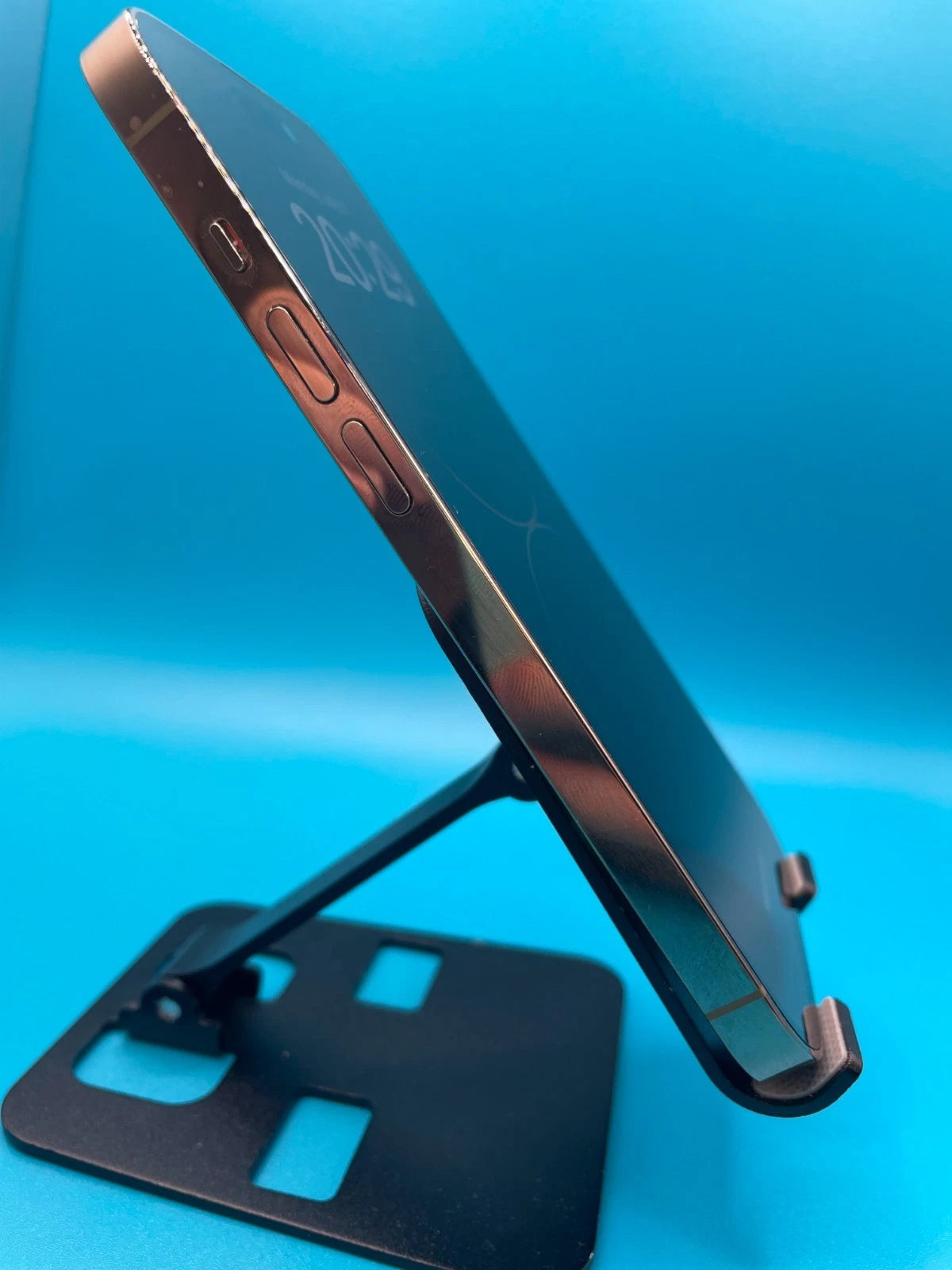 Apple iPhone 14 Pro - 128 GB - Gold (Unlocked)